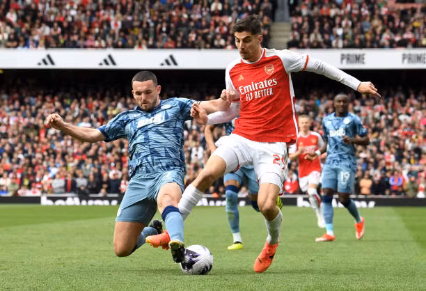 Thua sốc Aston Villa, Arsenal mất ngôi đầu Ngoại hạng Anh ảnh 10