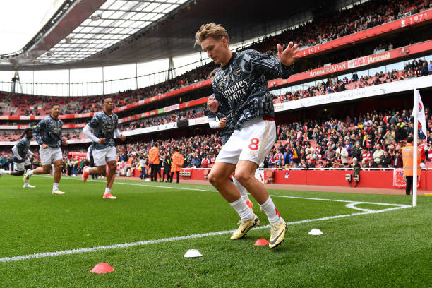 Thua sốc Aston Villa, Arsenal mất ngôi đầu Ngoại hạng Anh ảnh 9