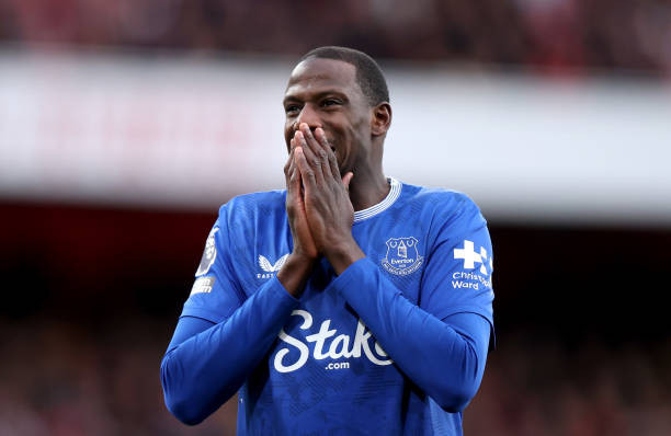 Arsenal mất điểm trước Everton, lỡ cơ hội bám đuổi Liverpool ảnh 5