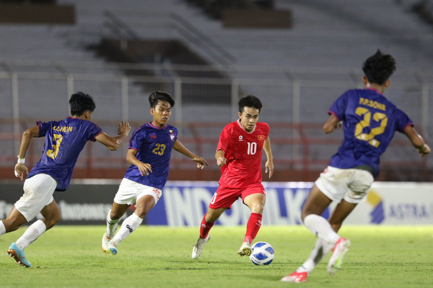 Rất khó cho U19 Việt Nam vượt qua U19 Australia Rất khó cho U19 Việt Nam vượt qua U19 Australia