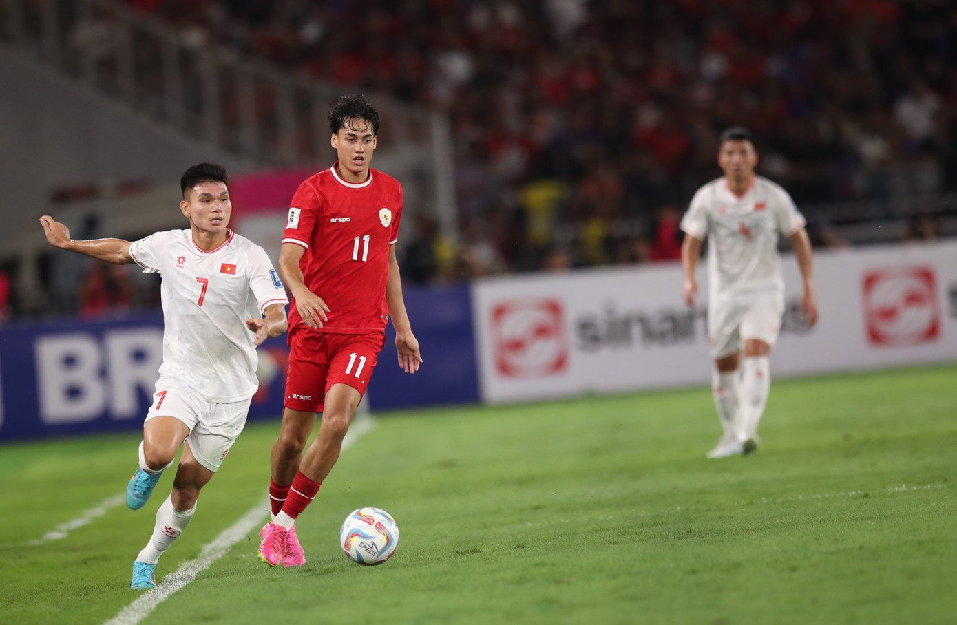 Gục ngã ở Bung Karno, đội tuyển Việt Nam mất vị trí nhì bảng F ảnh 14