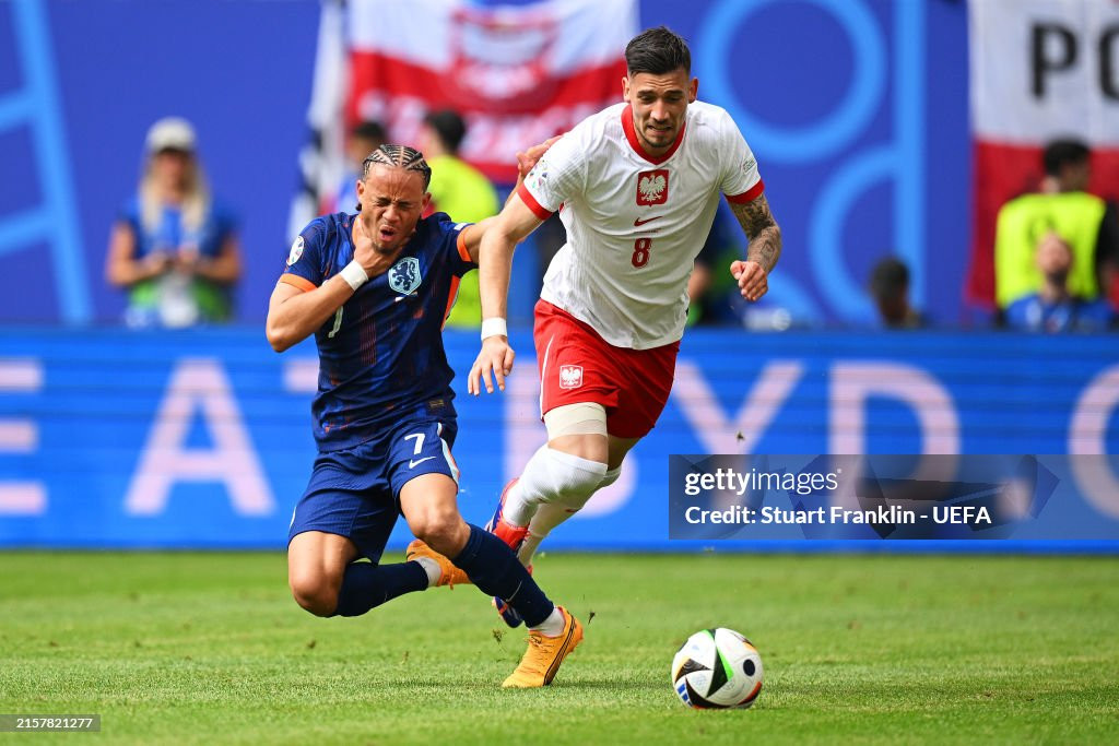 Siêu dự bị tỏa sáng, Hà Lan thắng ngược Ba Lan đầy kịch tính ảnh 22 Siêu dự bị tỏa sáng, Hà Lan thắng ngược Ba Lan đầy kịch tính ảnh 22