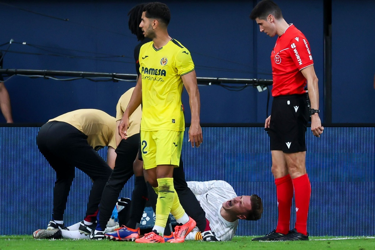 Ter Stegen hét lớn vì chấn thương Ter Stegen hét lớn vì chấn thương