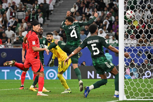 Hàn Quốc loại Saudi Arabia trên chấm luân lưu ảnh 18