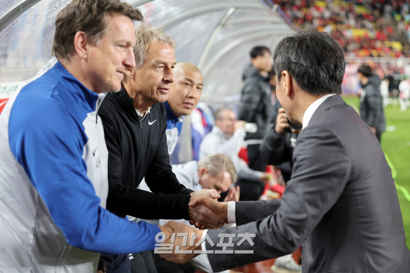 KFA khốn khổ vì HLV Klinsmann KFA khốn khổ vì HLV Klinsmann