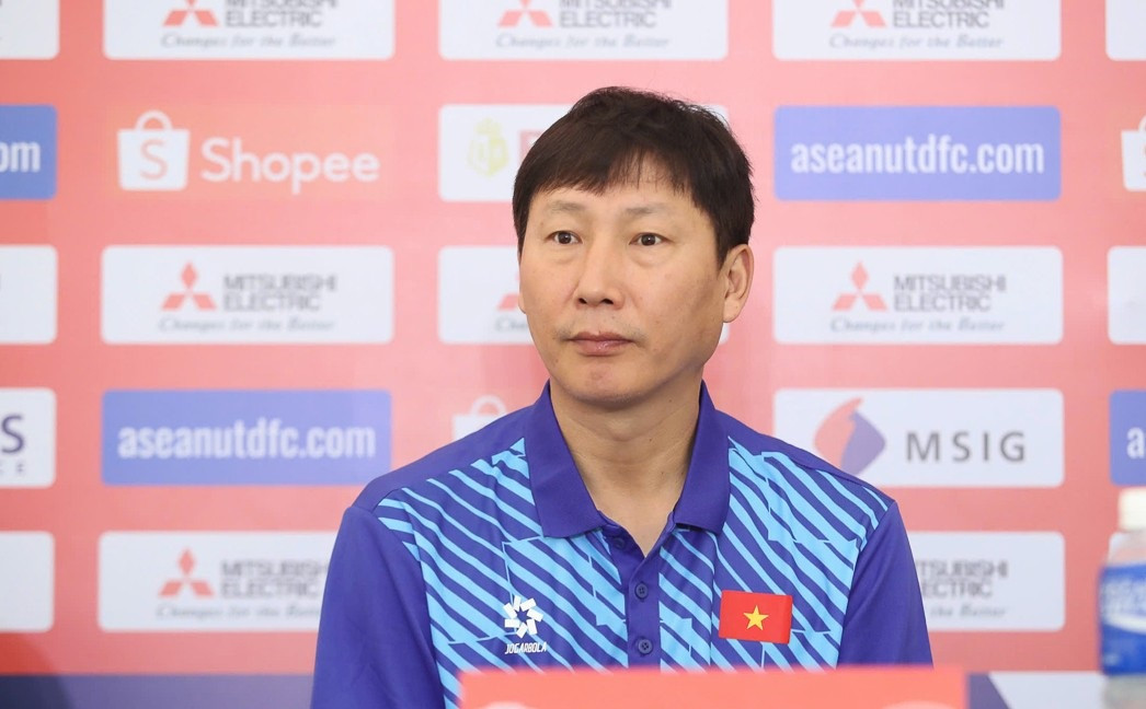 HLV Kim Sang-sik hướng đến chiến thắng thứ 3 liên tiếp