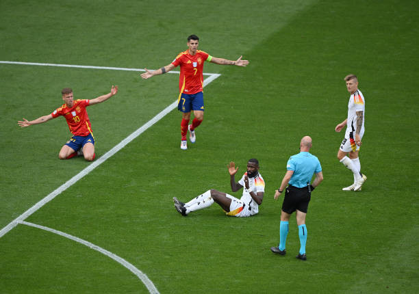 Khổ chiến 120 phút, Tây Ban Nha hạ Đức 2-1 để giành vé vào bán kết ảnh 17