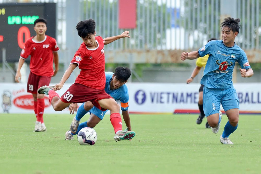 U15 PVF thắng dễ U15 HAGL. Ảnh: VFF