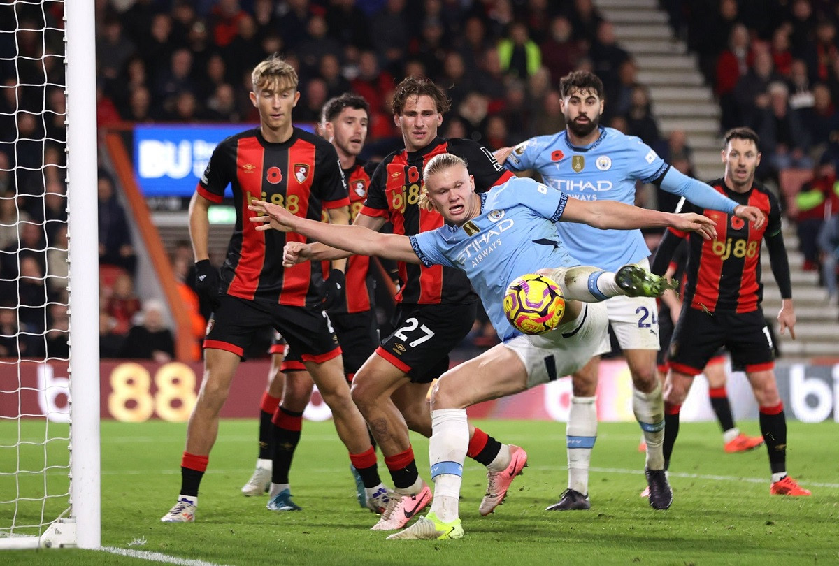 Man City trả giá vì sự vô duyên của hàng công