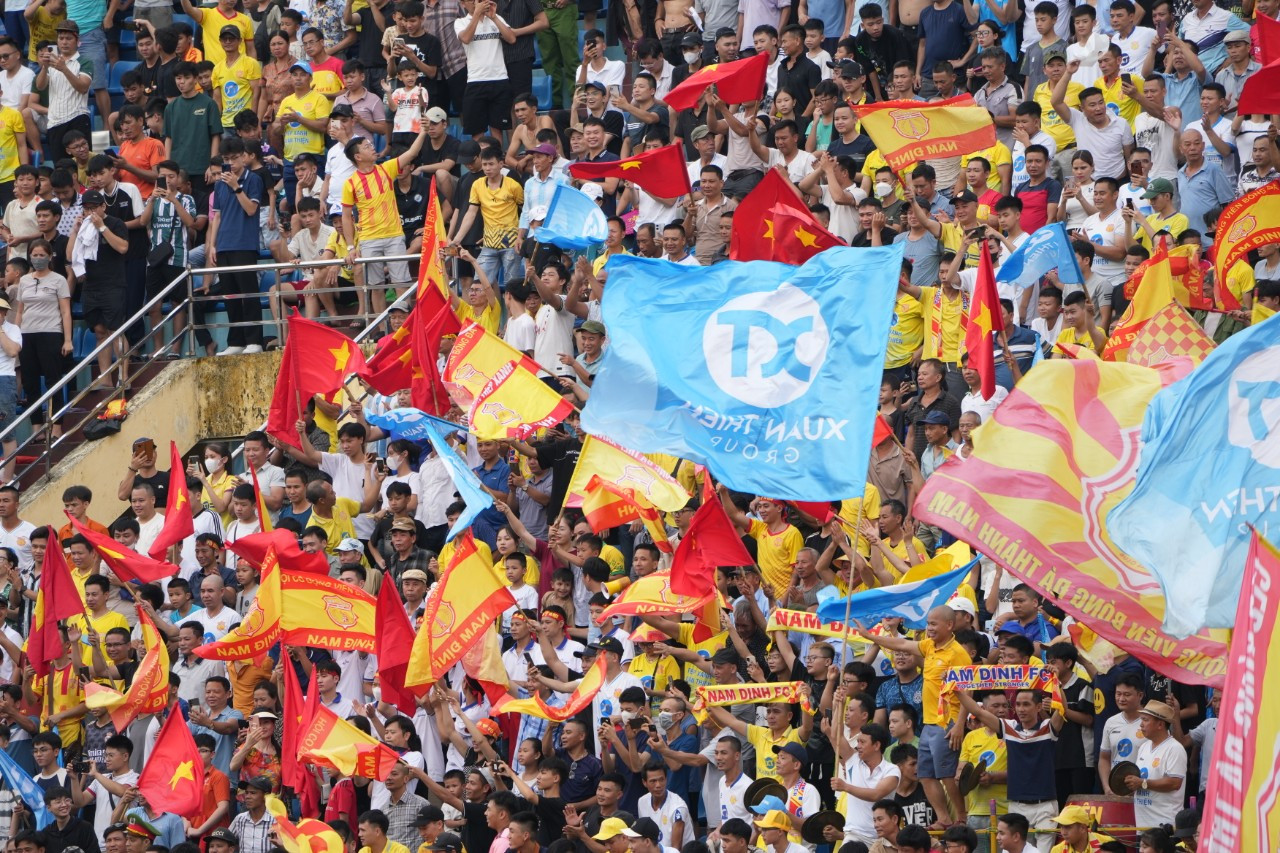  Đại thắng Khánh Hòa 5-1, Thép Xanh Nam Định lên ngôi vô địch trước 1 vòng đấu ảnh 4