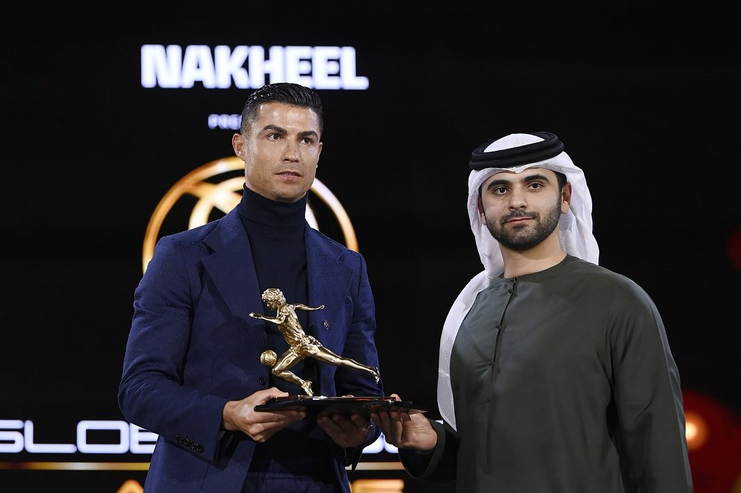Ronaldo nhận giải thưởng tại Globe Soccer 2023 Ronaldo nhận giải thưởng tại Globe Soccer 2023