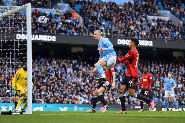 Foden rực sáng, Man City thắng ngược MU đầy cảm xúc ảnh 11 Foden rực sáng, Man City thắng ngược MU đầy cảm xúc ảnh 11