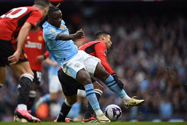 Foden rực sáng, Man City thắng ngược MU đầy cảm xúc ảnh 9 Foden rực sáng, Man City thắng ngược MU đầy cảm xúc ảnh 9