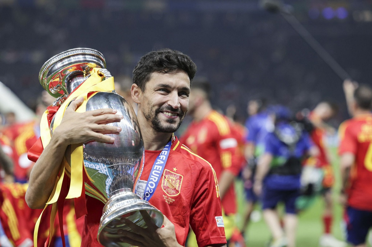 Jesus Navas ăn mừng chức vô địch EURO 2024 Jesus Navas ăn mừng chức vô địch EURO 2024