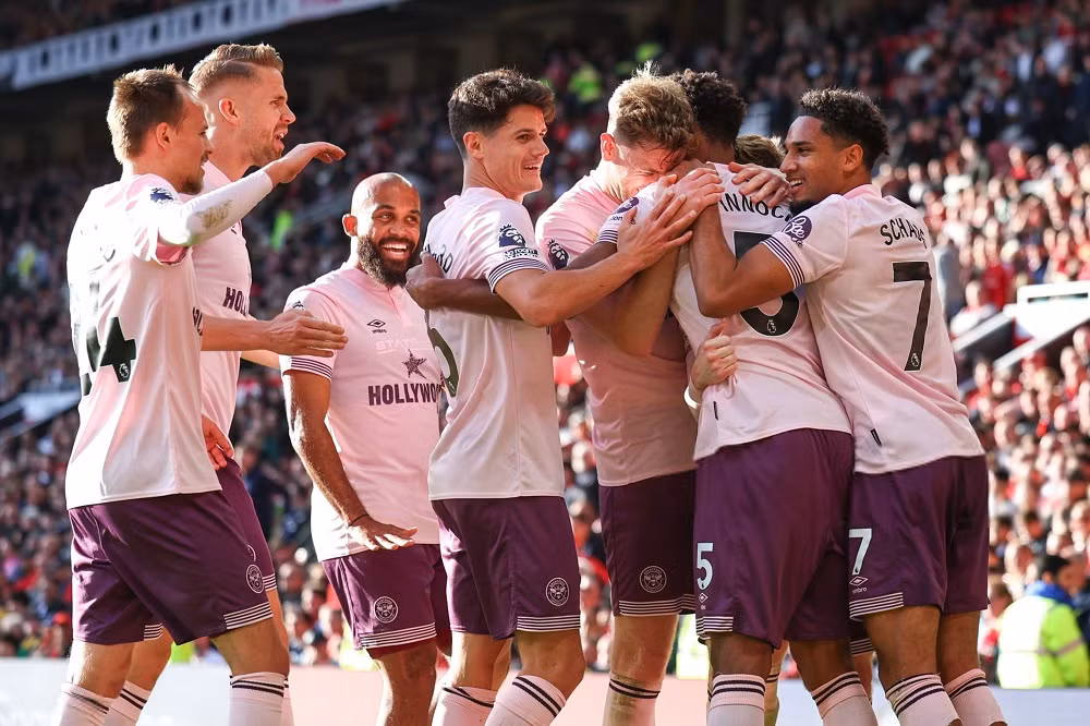 Hojlund lập công, MU ngược dòng thắng Brentford ảnh 14