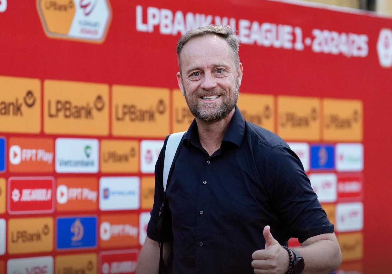 Leo Artur lại tỏa sáng, CAHN đánh bại Becamex Bình Dương ảnh 2 Leo Artur lại tỏa sáng, CAHN đánh bại Becamex Bình Dương ảnh 2