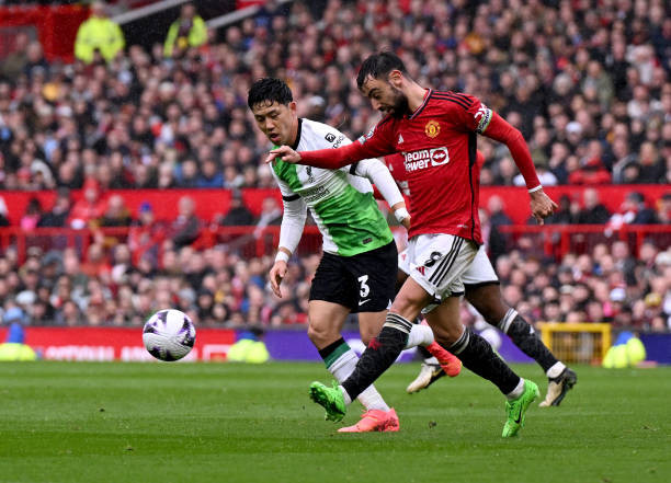 MU đánh rơi chiến thắng trên sân nhà trước Liverpool ảnh 18 MU đánh rơi chiến thắng trên sân nhà trước Liverpool ảnh 18