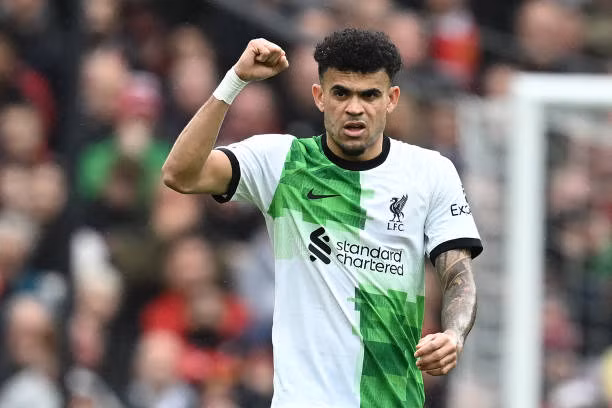 MU đánh rơi chiến thắng trên sân nhà trước Liverpool ảnh 16 MU đánh rơi chiến thắng trên sân nhà trước Liverpool ảnh 16
