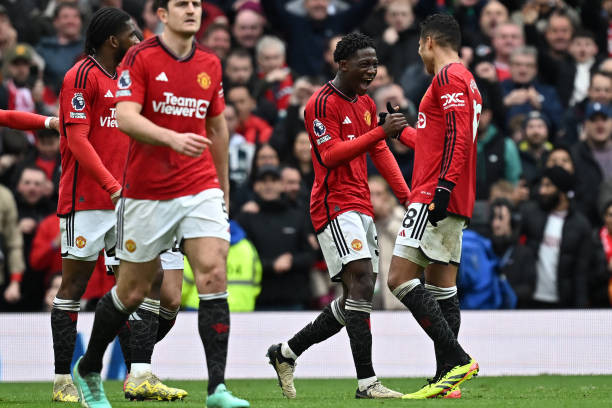 MU đánh rơi chiến thắng trên sân nhà trước Liverpool ảnh 24 MU đánh rơi chiến thắng trên sân nhà trước Liverpool ảnh 24