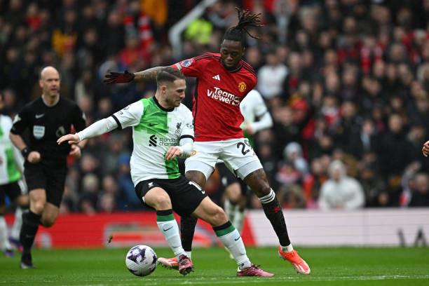 MU đánh rơi chiến thắng trên sân nhà trước Liverpool ảnh 13 MU đánh rơi chiến thắng trên sân nhà trước Liverpool ảnh 13