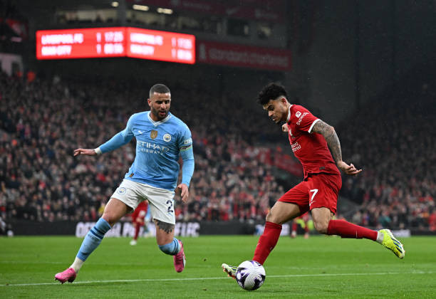 Liverpool chia điểm với Man City, Arsenal chiếm ngôi đầu Ngoại hạng Anh ảnh 30