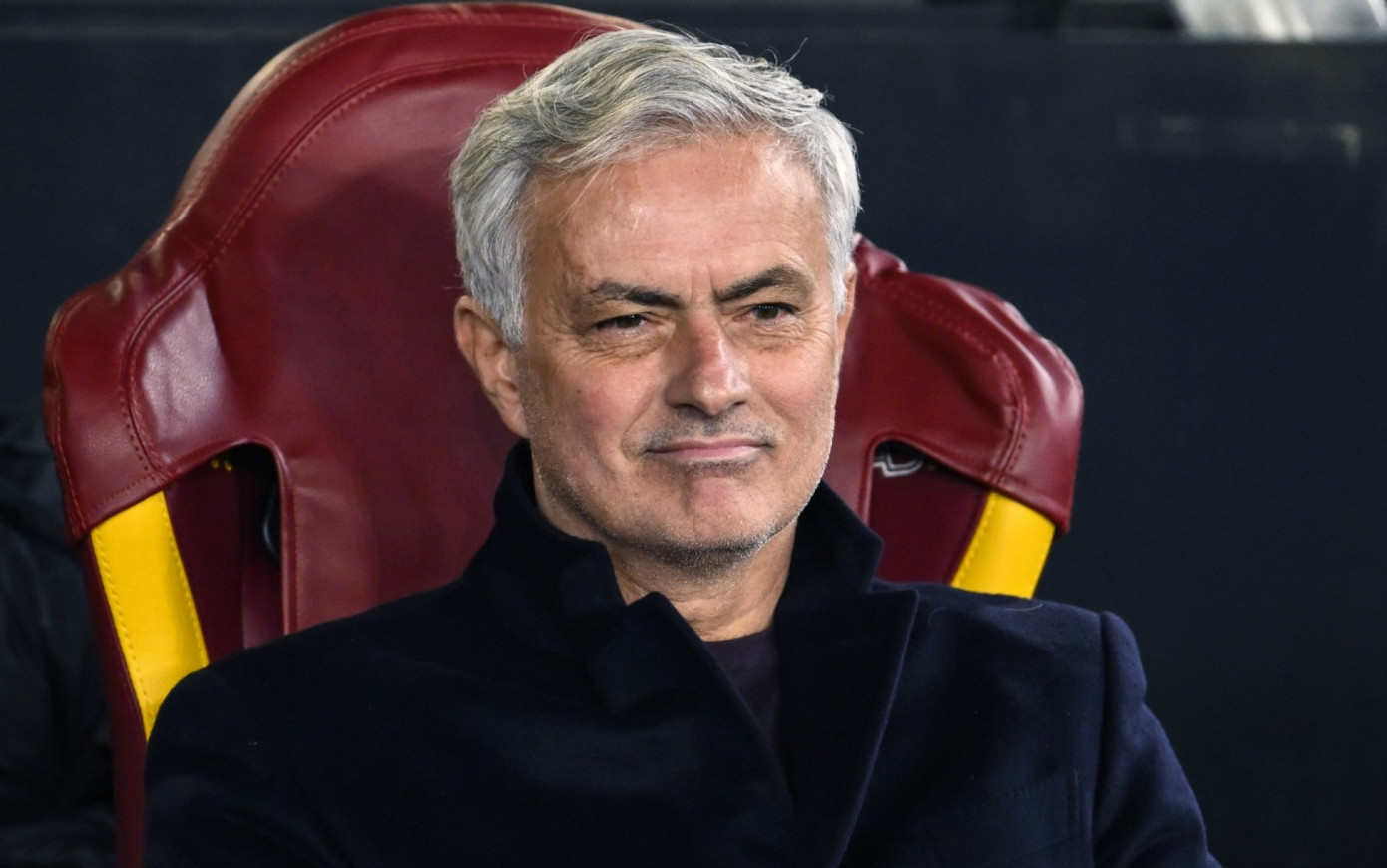 Mourinho muốn làm HLV của Messi