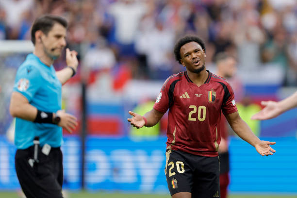 Địa chấn ở Frankfurt, Slovakia quật ngã Bỉ trong ngày Lukaku bị tước 2 bàn ảnh 19 Địa chấn ở Frankfurt, Slovakia quật ngã Bỉ trong ngày Lukaku bị tước 2 bàn ảnh 19