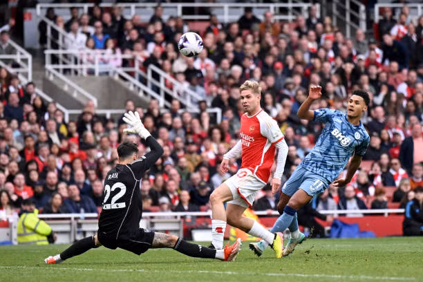 Thua sốc Aston Villa, Arsenal mất ngôi đầu Ngoại hạng Anh ảnh 22