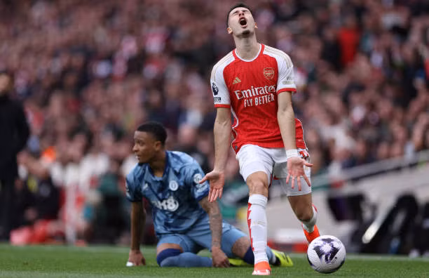 Thua sốc Aston Villa, Arsenal mất ngôi đầu Ngoại hạng Anh ảnh 18
