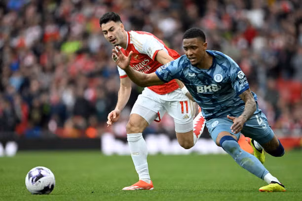 Thua sốc Aston Villa, Arsenal mất ngôi đầu Ngoại hạng Anh ảnh 19