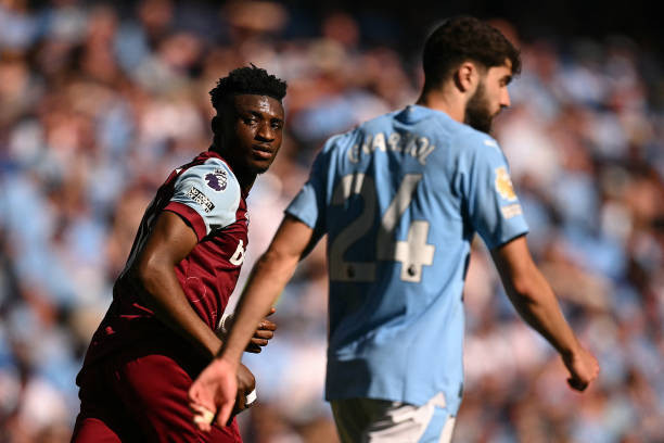 Man City lập kỷ lục vô địch Ngoại hạng Anh 4 lần liên tiếp ảnh 12 Man City lập kỷ lục vô địch Ngoại hạng Anh 4 lần liên tiếp ảnh 12