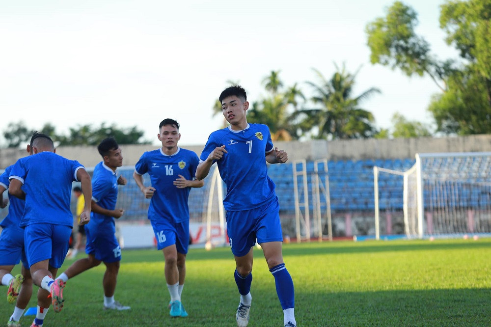 Đình Bắc bị CLB Quảng Nam kỷ luật Đình Bắc bị CLB Quảng Nam kỷ luật