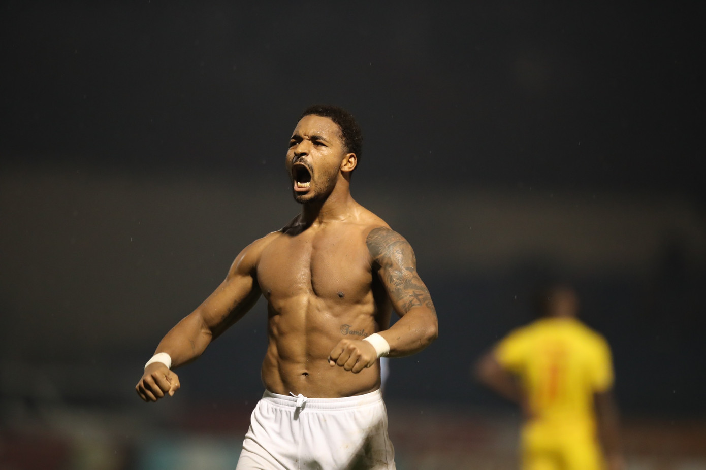 Rafaelson ghi 5 bàn, Thép Xanh Nam Định ngược dòng ấn tượng trước Đông Á Thanh Hoá ảnh 11 Rafaelson ghi 5 bàn, Thép Xanh Nam Định ngược dòng ấn tượng trước Đông Á Thanh Hoá ảnh 11