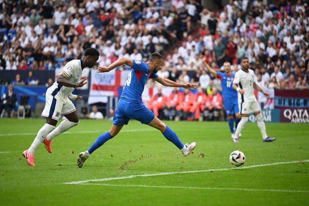 Anh chật vật ngược dòng trước Slovakia ảnh 13 Anh chật vật ngược dòng trước Slovakia ảnh 13