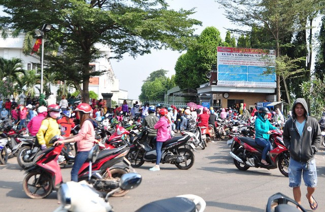 Người lao động Công ty TNHH KL Texwell Vina chật vật đòi nợ lương, BHXH khi chủ người nước ngoài đã bỏ về nước.