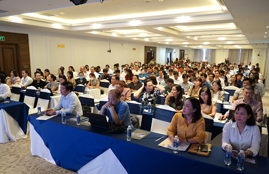 Đại diện các doanh nghiệp tại Bạc Liêu, Cà Mau dự đối thoại chính sách BHXH, BHTN.