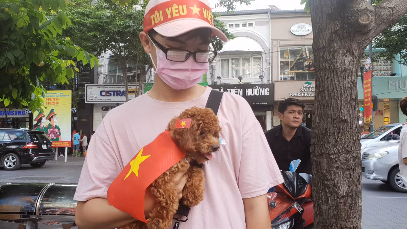 Ngàn cung bậc cảm xúc của CĐV Việt Nam ở trận bán kết ảnh 33