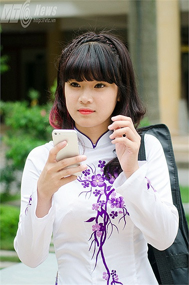 Hoàng Yến không hài lòng lắm với môn Văn, nhưng cô bạn hy vọng phần thi năng khiếu sẽ kéo lại