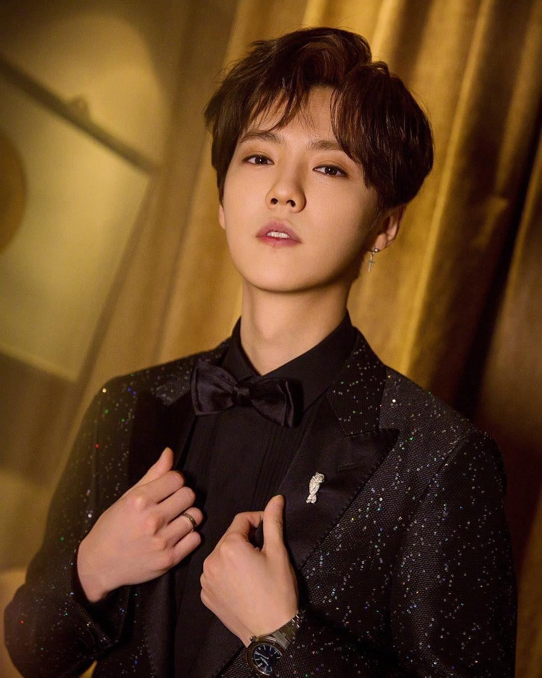 25. Luhan (Lộc Hàm) là nam ca sĩ, diễn viên người Trung Quốc, cựu thành viên của nhóm nhạc Hàn Quốc EXO.