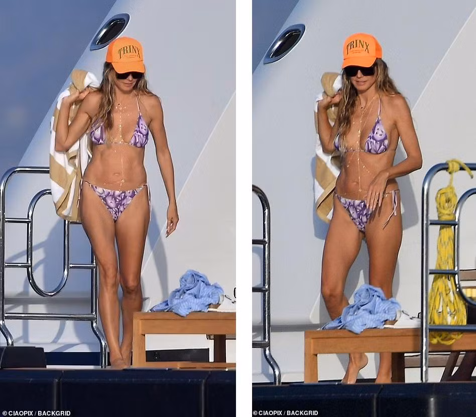 Trong chuyến đi chơi, Heidi mặc bikini hai mảnh bé xíu màu oải hương phô diễn vóc dáng cân đối, săn chắc. Cô trông như mới chỉ ngoài 30 tuổi.