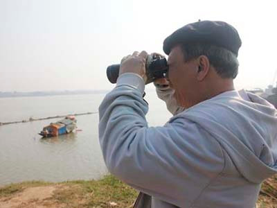 GS Phan Văn Quýnh – nguyên giảng viên cao cấp Khoa địa chất dầu khí (Trường Đại học Quốc gia Hà Nội).