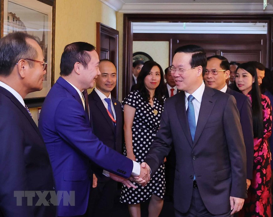 Chủ tịch nước Võ Văn Thưởng tiếp các Đại sứ Việt Nam tại khu vực châu Âu. (Ảnh: Thống Nhất/TTXVN) Chủ tịch nước Võ Văn Thưởng tiếp các Đại sứ Việt Nam tại khu vực châu Âu. (Ảnh: Thống Nhất/TTXVN)