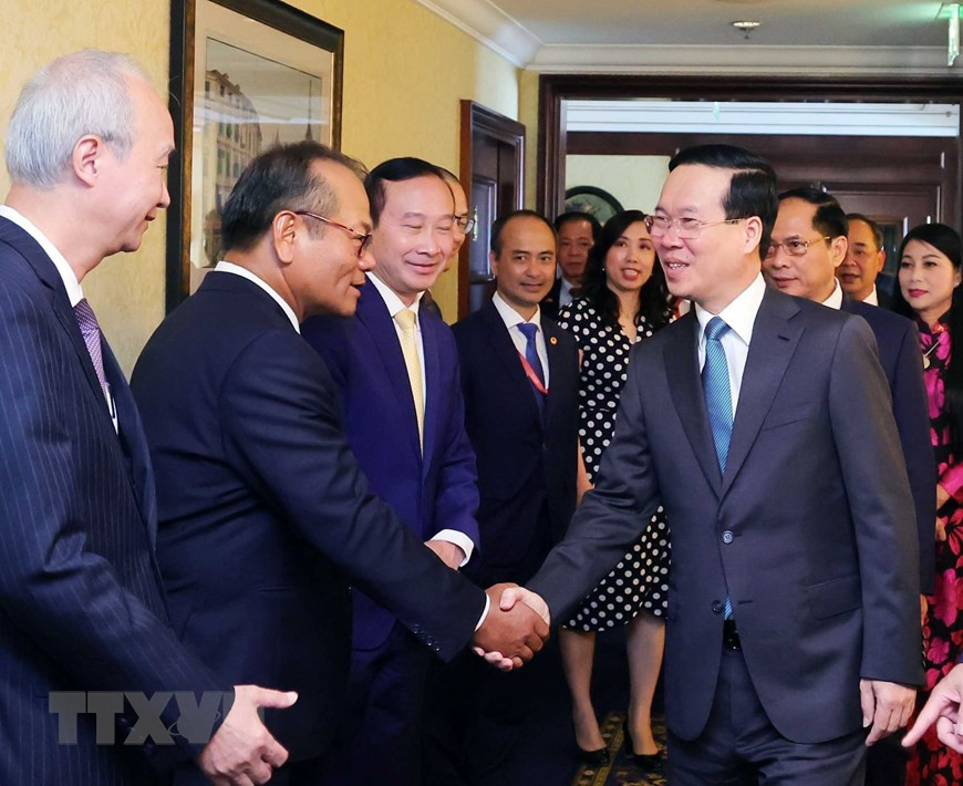 Chủ tịch nước tiếp các Đại sứ Việt Nam tại khu vực châu Âu, trong chuyến thăm chính thức Cộng hòa Áo, chiều 23/7/2023 (giờ địa phương). (Ảnh: Thống Nhất/TTXVN) Chủ tịch nước tiếp các Đại sứ Việt Nam tại khu vực châu Âu, trong chuyến thăm chính thức Cộng hòa Áo, chiều 23/7/2023 (giờ địa phương). (Ảnh: Thống Nhất/TTXVN)