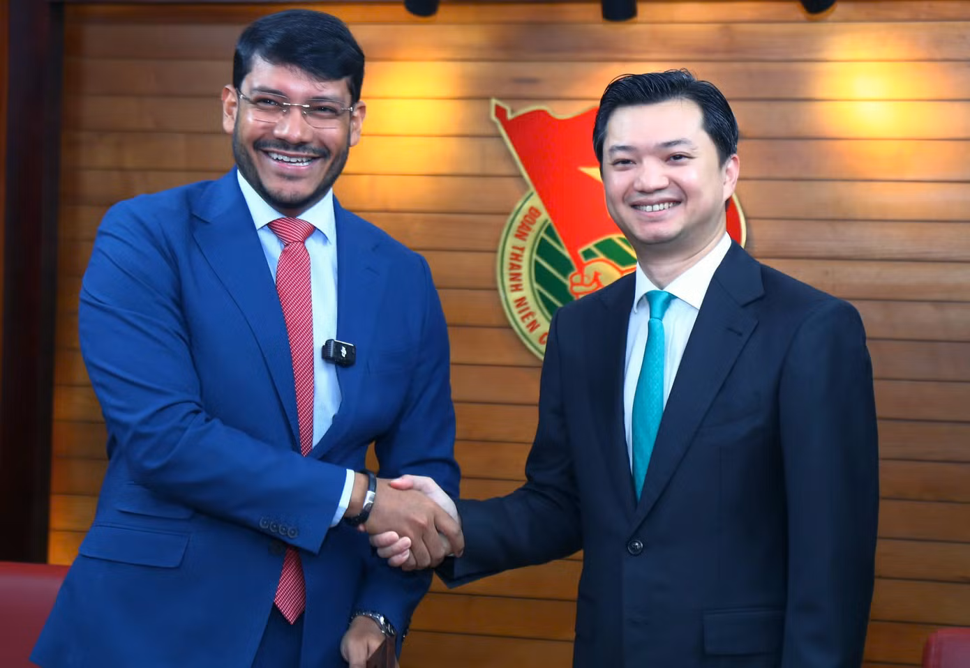 Bí thư T.Ư Đoàn, Chủ tịch T.Ư Hội SVVN Nguyễn Minh Triết và Phó Chủ tịch Đảng XHCN thống nhất Venezuela phụ trách đối ngoại Rander Pena tại buổi tiếp. Ảnh: Vương Bảo Anh
