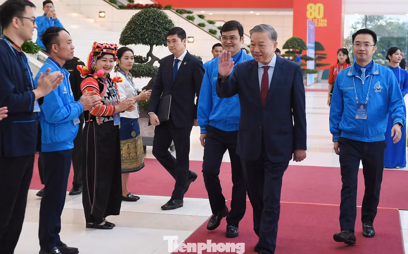 Tổng Bí thư Tô Lâm dự Đại hội Hội LHTN Việt Nam lần thứ IX, nhiệm kỳ 2024 – 2029. Ảnh: Dương Triều Tổng Bí thư Tô Lâm dự Đại hội Hội LHTN Việt Nam lần thứ IX, nhiệm kỳ 2024 – 2029. Ảnh: Dương Triều