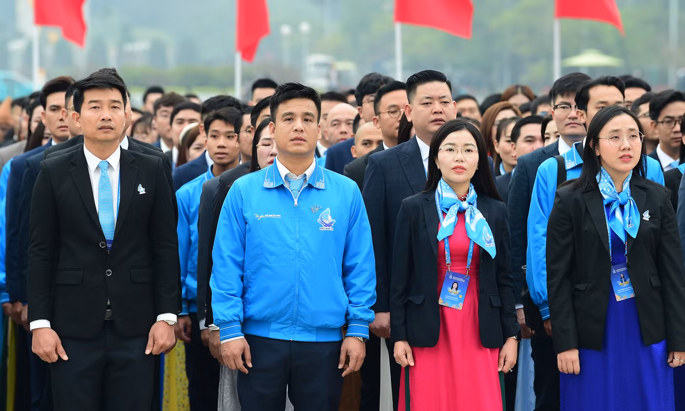 Trong số đại biểu tham dự Đại hội, có 371 đại biểu nữ và 609 đại biểu nam. Có 196 đại biểu là người dân tộc thiểu số. Có 119 đại biểu thuộc các tôn giáo. 718 đại biểu là đảng viên. Về trình độ, có 1 đại biểu là giáo sư; 2 đại biểu là phó giáo sư; 26 đại biểu là tiến sĩ; 293 đại biểu là thạc sĩ; 552 đại biểu trình độ đại học; 44 đại biểu trình độ cao đẳng, trung cấp.