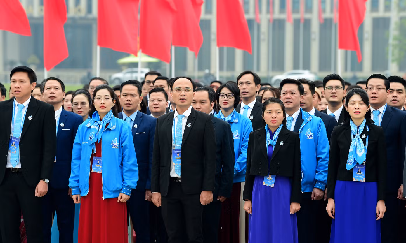 Trong số đại biểu tham dự Đại hội, có 371 đại biểu nữ và 609 đại biểu nam. Có 196 đại biểu là người dân tộc thiểu số. Có 119 đại biểu thuộc các tôn giáo. 718 đại biểu là đảng viên. Về trình độ, có 1 đại biểu là giáo sư; 2 đại biểu là phó giáo sư; 26 đại biểu là tiến sĩ; 293 đại biểu là thạc sĩ; 552 đại biểu trình độ đại học; 44 đại biểu trình độ cao đẳng, trung cấp.