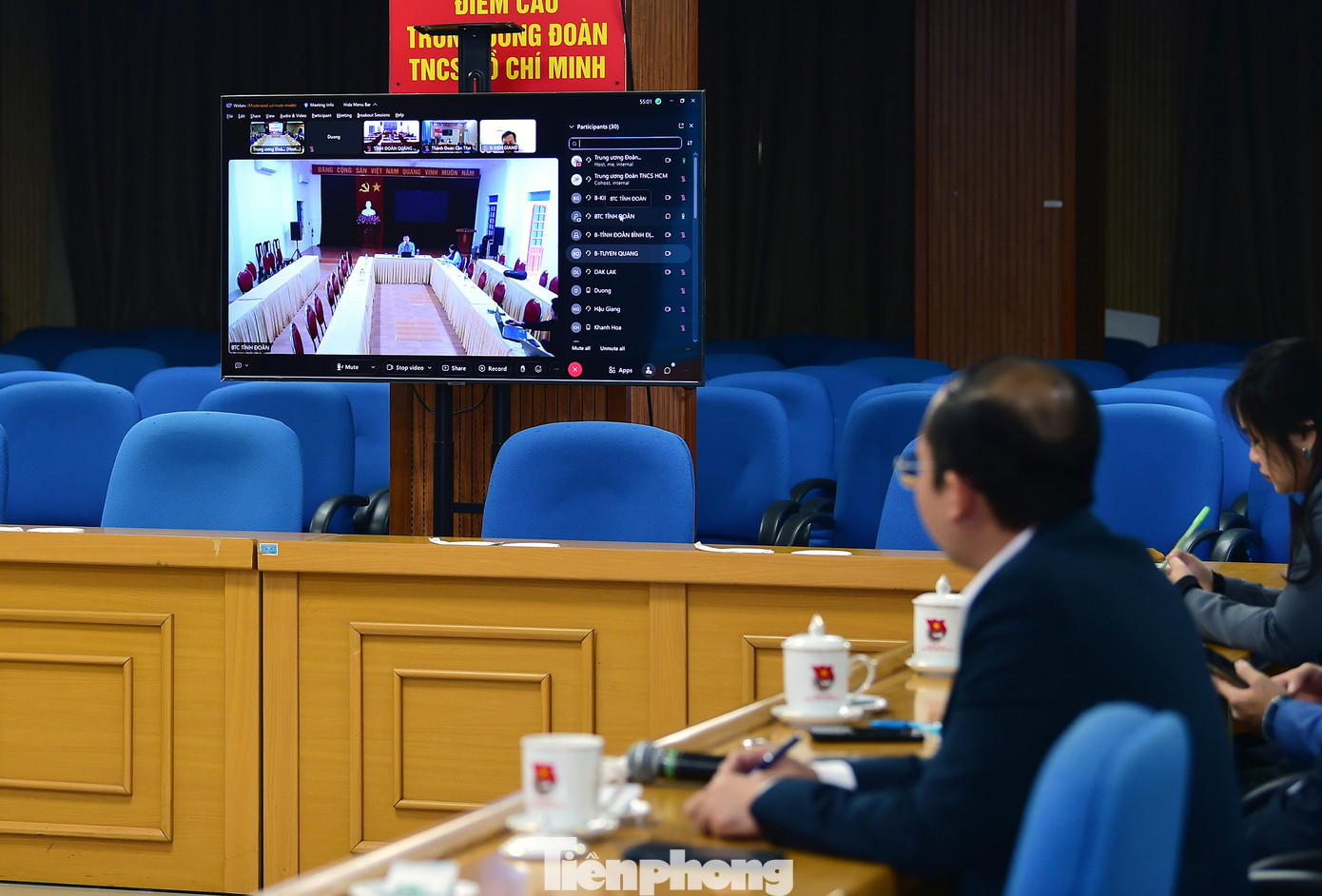 Hội nghị kết nối với các điểm cầu tỉnh, thành Đoàn có dự án đường bộ cao tốc. Ảnh: Xuân Tùng