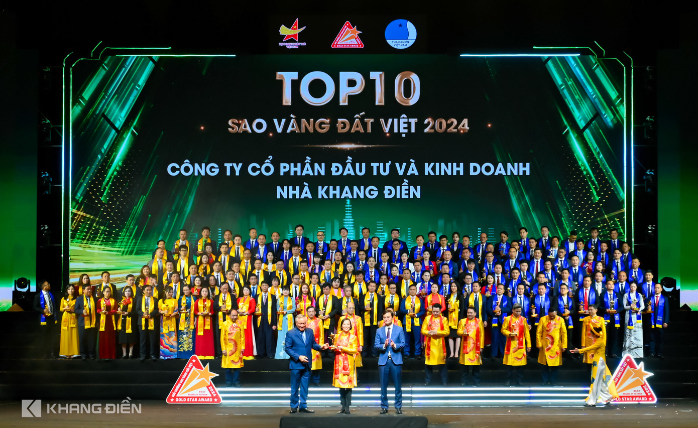 Đại diện Tập đoàn Khang Điền nhận giải “Top 10 Sao Vàng Đất Việt 2024” tại Hà Nội. Đại diện Tập đoàn Khang Điền nhận giải “Top 10 Sao Vàng Đất Việt 2024” tại Hà Nội.
