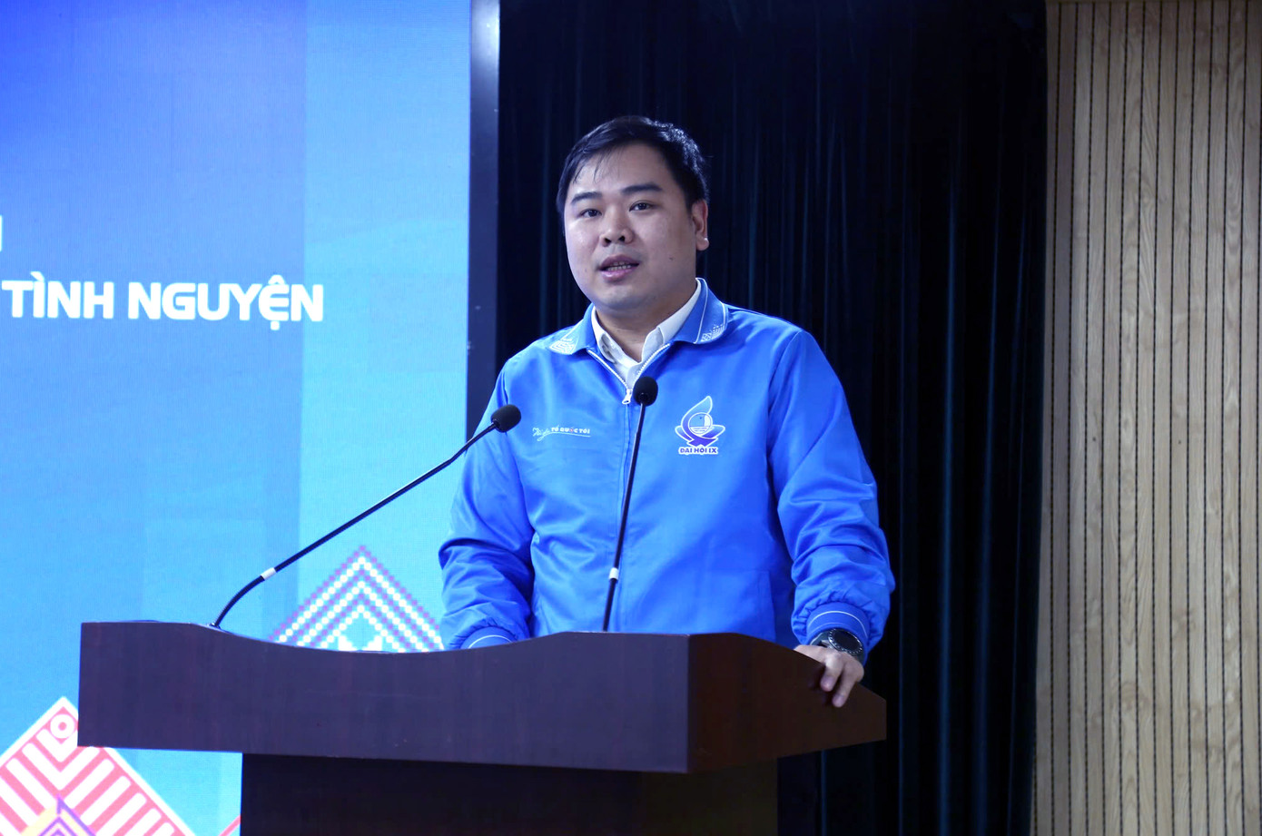 Anh Nguyễn Xuân Hiếu phát biểu tại chương trình. Ảnh: Ngọc Ánh